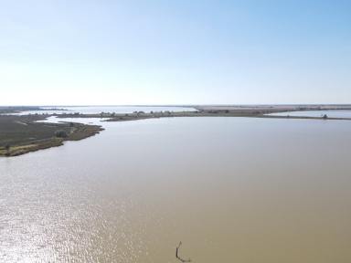 Lifestyle For Sale - VIC - Lake Charm - 3581 - Lake Side Block  (Image 2)