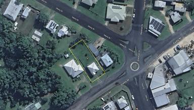 House For Sale - QLD - Tully - 4854 - Investment in Tully's Centre  (Image 2)