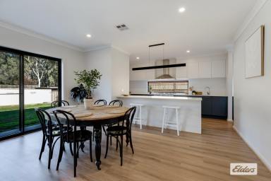 House For Sale - VIC - Flora Hill - 3550 - A Wonderful Family Home or Investment with Potential 5% Yield  (Image 2)