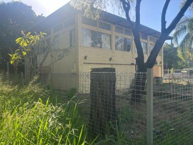 House For Sale - QLD - Macleay Island - 4184 - Endless Potential in a Prime, Convenient Location  (Image 2)