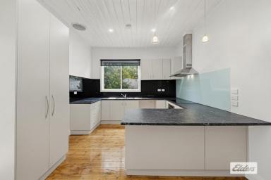 House For Lease - VIC - Bendigo - 3550 - Central Bendigo Living - Renovated Home with Character and Space  (Image 2)