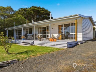 House For Sale - VIC - Yanakie - 3960 - RELAX IN YANAKIE  (Image 2)