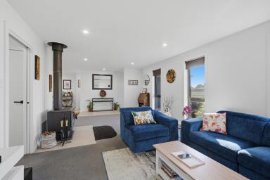 House For Sale - TAS - Longford - 7301 - WELCOME HOME!  (Image 2)