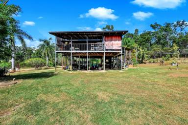 House For Sale - QLD - Maroondan - 4671 - charming 3-bedroom house is set on an expansive 10.03 hectares  (Image 2)