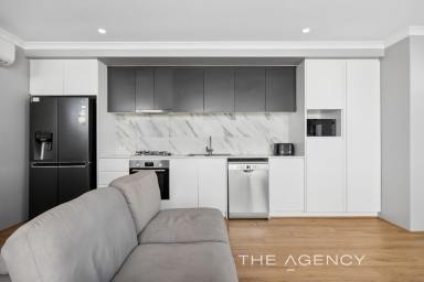 House For Sale - WA - Hamilton Hill - 6163 - Open Sun 12:00 & anytime by appointment. (Image 2)