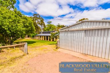 House For Sale - WA - Dinninup - 6244 - LOOKING FOR A LIFESTYLE  (Image 2)