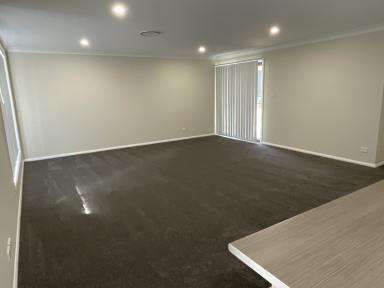 Duplex/Semi-detached For Lease - NSW - Tamworth - 2340 - 4 Bedroom 2 Bathroom Home in Moore Creek  (Image 2)