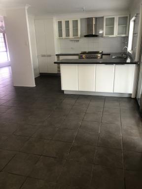 House Leased - QLD - Shailer Park - 4128 - LARGE FAMILY HOME WITH POOL 10 MIN WALKl TO HYPERDOME HUGE ENTERTAINMENT AREA  (Image 2)
