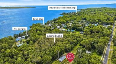 Residential Block For Sale - QLD - Macleay Island - 4184 - Prime Location & Ready to Build  (Image 2)
