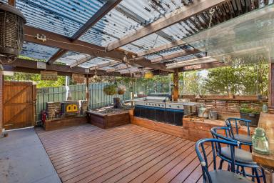 House For Sale - SA - Hahndorf - 5245 - The ultimate upgrader with a splash of fun!  (Image 2)