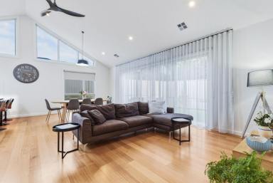 House For Sale - VIC - Kennington - 3550 - Timeless Character, Contemporary Finish  (Image 2)