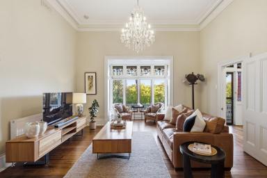 House For Sale - VIC - Bendigo - 3550 - Central Timeless Home with Space to Grow  (Image 2)