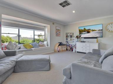 House For Sale - NSW - Young - 2594 - Large Family Home with Several Living Options  (Image 2)