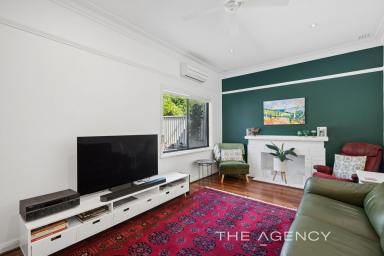 House For Sale - WA - Joondanna - 6060 - Character Charm on Baden Street!  (Image 2)