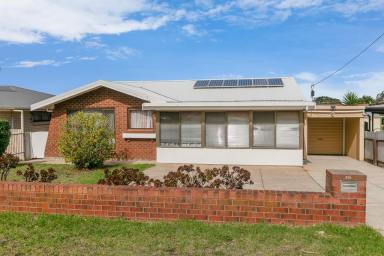 House For Sale - SA - Hayborough - 5211 - Live, Invest or Holiday  (Image 2)