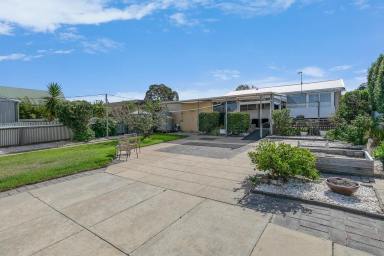 House For Sale - SA - Hayborough - 5211 - Live In, Invest, Holiday or Develop (STCC)  (Image 2)