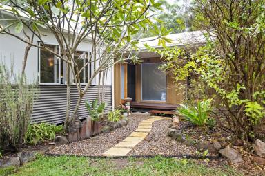 House For Sale - QLD - Cedar Creek - 4520 - Spacious Country Living with Multi-Generation Appeal!  (Image 2)