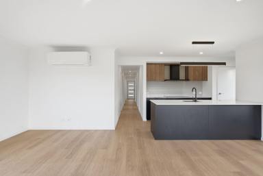 House For Lease - TAS - Bagdad - 7030 - Spacious Family Living.  (Image 2)