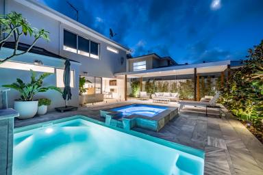 House For Sale - WA - Burns Beach - 6028 - CHAMPAGNE & SUNSETS!  (Image 2)