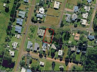 Residential Block For Sale - QLD - Macleay Island - 4184 - Generous Block, Great Soil & Walk-to-Everything Location  (Image 2)