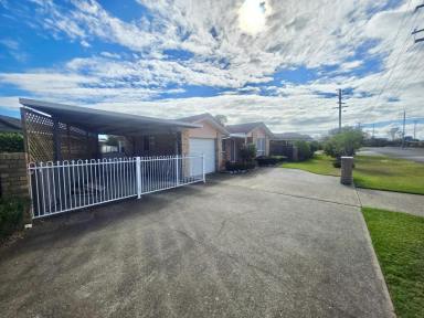 House For Lease - NSW - Taree West - 2430 - TIDY HOME WITH RURAL VIEWS  (Image 2)