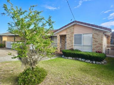 House For Lease - NSW - Taree West - 2430 - TIDY HOME WITH RURAL VIEWS  (Image 2)