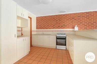 Unit For Lease - NSW - East Albury - 2640 - CHARMING 2 BEDROOM UNIT!  (Image 2)