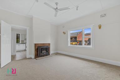 House For Sale - NSW - Lithgow - 2790 - Spacious Double Brick Home Close to Town & Transport  (Image 2)