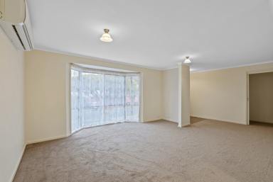 House For Sale - VIC - Warragul - 3820 - Affordable Living with Views and Big Backyard! (Image 2)
