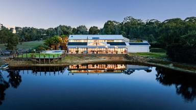 House For Sale - VIC - Sedgwick - 3551 - Architectural Living in a Private Setting  (Image 2)