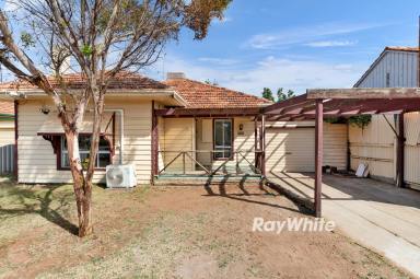 House For Sale - VIC - Mildura - 3500 - The HUNT is over!  (Image 2)