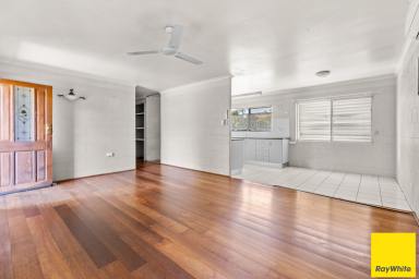 House Auction - QLD - Manoora - 4870 - Renovator's Opportunity with Strong Foundations  (Image 2)