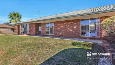 House For Sale - VIC - Echuca - 3564 - Tired of Renting? Start Here!  (Image 2)