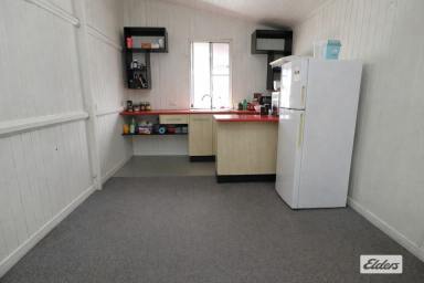 House For Sale - QLD - Laidley - 4341 - Home or Home Office? (Image 2)