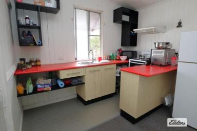 House For Sale - QLD - Laidley - 4341 - Home or Home Office?  (Image 2)