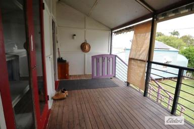 House For Sale - QLD - Laidley - 4341 - Home or Home Office?  (Image 2)