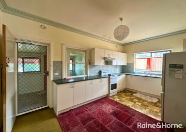 House For Lease - NSW - Nowra - 2541 - Character Home with Space to Spare  (Image 2)