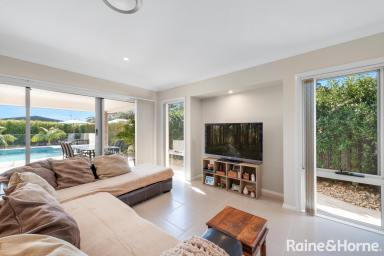 House For Sale - NSW - South Nowra - 2541 - Stylish South Nowra Living  (Image 2)