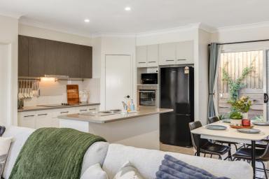 Unit For Sale - QLD - North Toowoomba - 4350 - Comfort, convenience and modern appeal – Priced for action – Don’t miss out!  (Image 2)