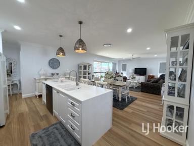 House For Sale - NSW - Inverell - 2360 - Near-New Family Home with Dual Living and Alfresco on 914sqm  (Image 2)