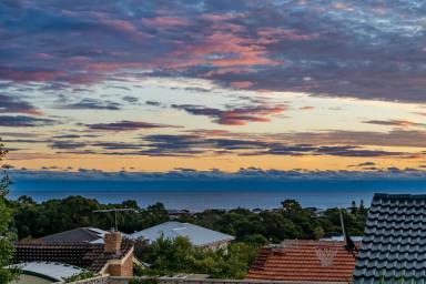 House For Sale - WA - Mullaloo - 6027 - FOREVER VIEWS!  (Image 2)