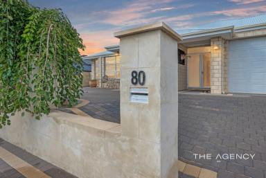 House For Sale - WA - Wandina - 6530 - NOW SELLING - AN EXCEPTIONAL FAMILY RESIDENCE - PREMIUM OFFERING  (Image 2)