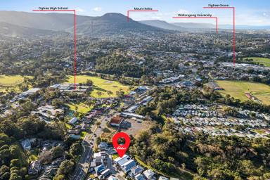 Duplex/Semi-detached For Sale - NSW - Figtree - 2525 - Spacious Torrens Title Duplex  (Image 2)