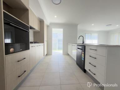 House For Lease - NSW - Westdale - 2340 - 30 Explorers Way  (Image 2)