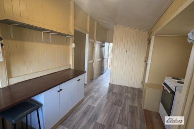 House For Lease - QLD - Ropeley - 4343 - Country Living – Charming Queenslander  (Image 2)
