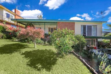 House For Sale - NSW - Tumut - 2720 - Charm and Character Filled Home  (Image 2)