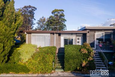 Unit For Sale - TAS - Prospect - 7250 - Low-Maintenance Living in a Prime Prospect Location  (Image 2)