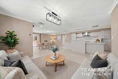House For Sale - WA - Banksia Grove - 6031 - A Grand Slam Winner With Space & Style  (Image 2)