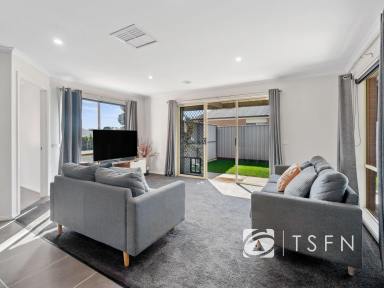 House For Sale - VIC - California Gully - 3556 - Family Living in a Quiet, Sought-After Location.  (Image 2)