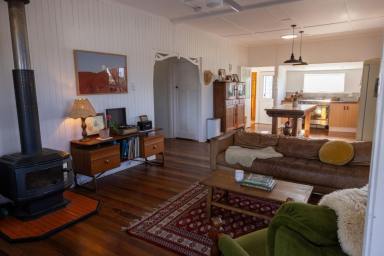 House For Sale - QLD - Gympie - 4570 - Renovated Queenslander Gem (Image 2)